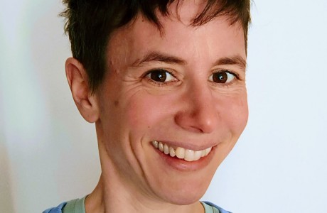  Simone DeBrot